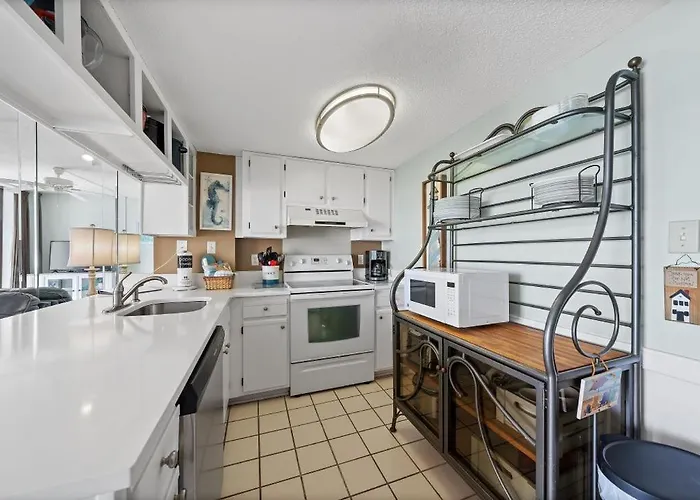Surf & Racquet 515a By Youngs Suncoast Apartment *